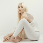 ELENA ROSE VIVE UN AÑO HISTÓRICO Y BOGOTÁ SERÁ PARTE DEL “ALMA TOUR 2026”